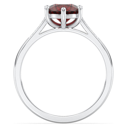 Sparkling Radiance Vintage Ring with Garnet- White